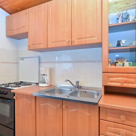 Pina 2018 Apartment Pula