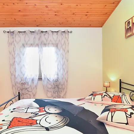 Pina 2018 * Πούλα